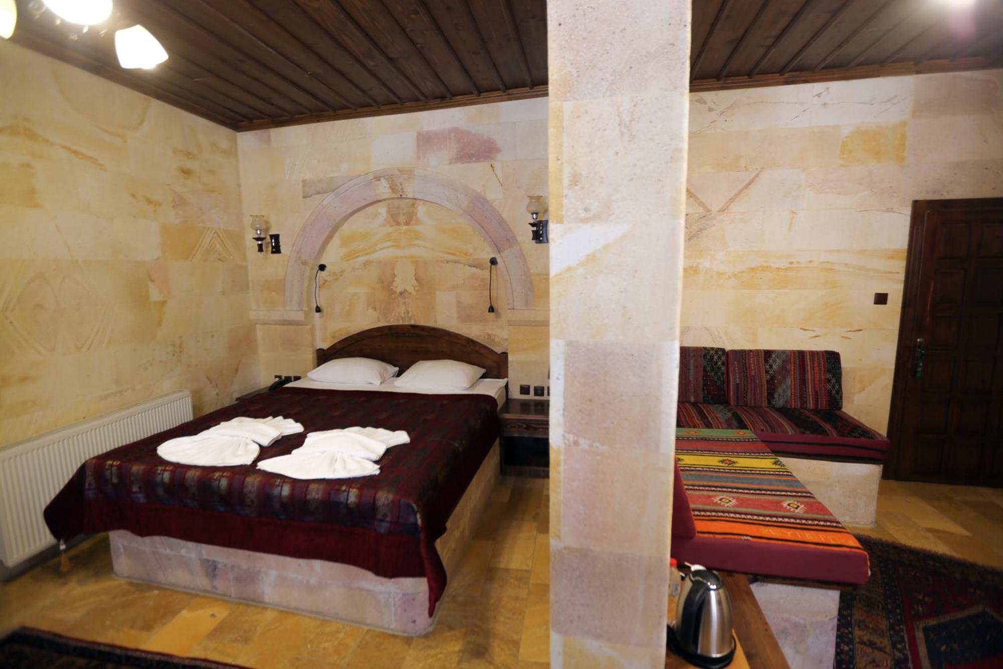 Akuzun Stone Hotel Ürgüp Ngoại thất bức ảnh