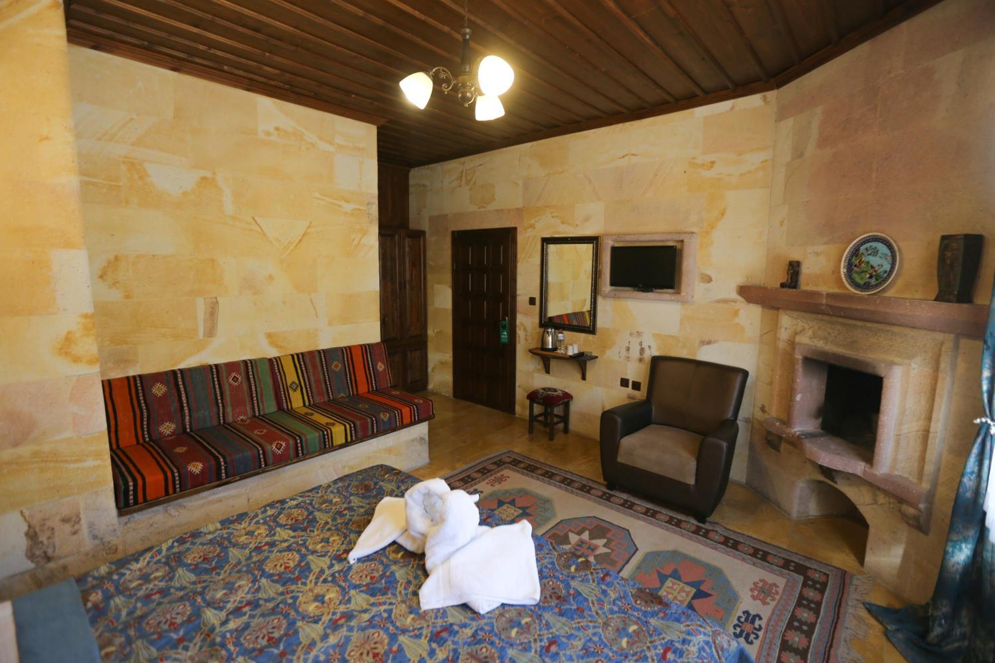 Akuzun Stone Hotel Ürgüp Ngoại thất bức ảnh