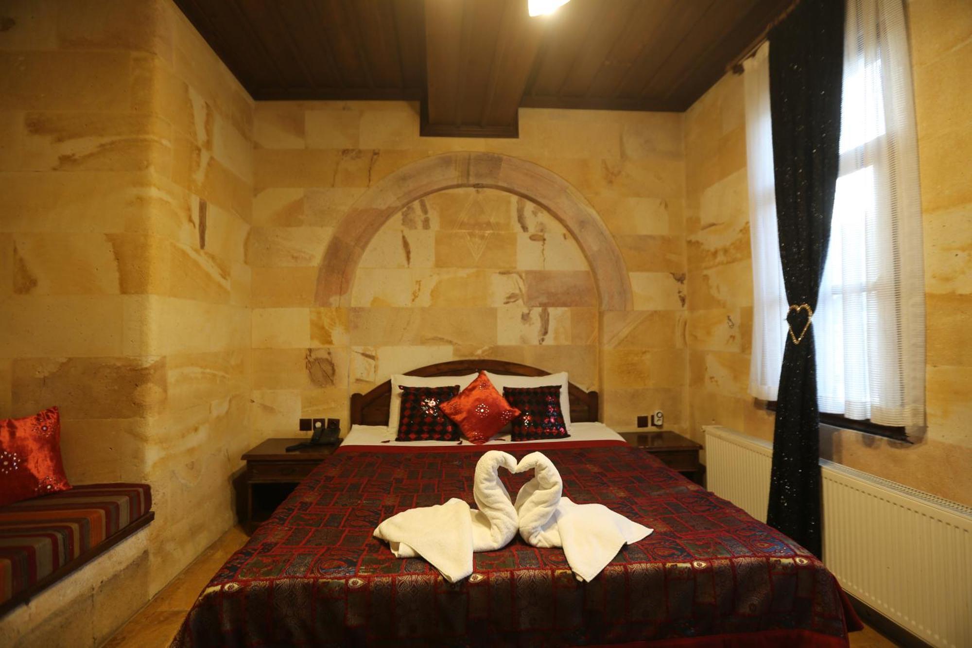 Akuzun Stone Hotel Ürgüp Ngoại thất bức ảnh