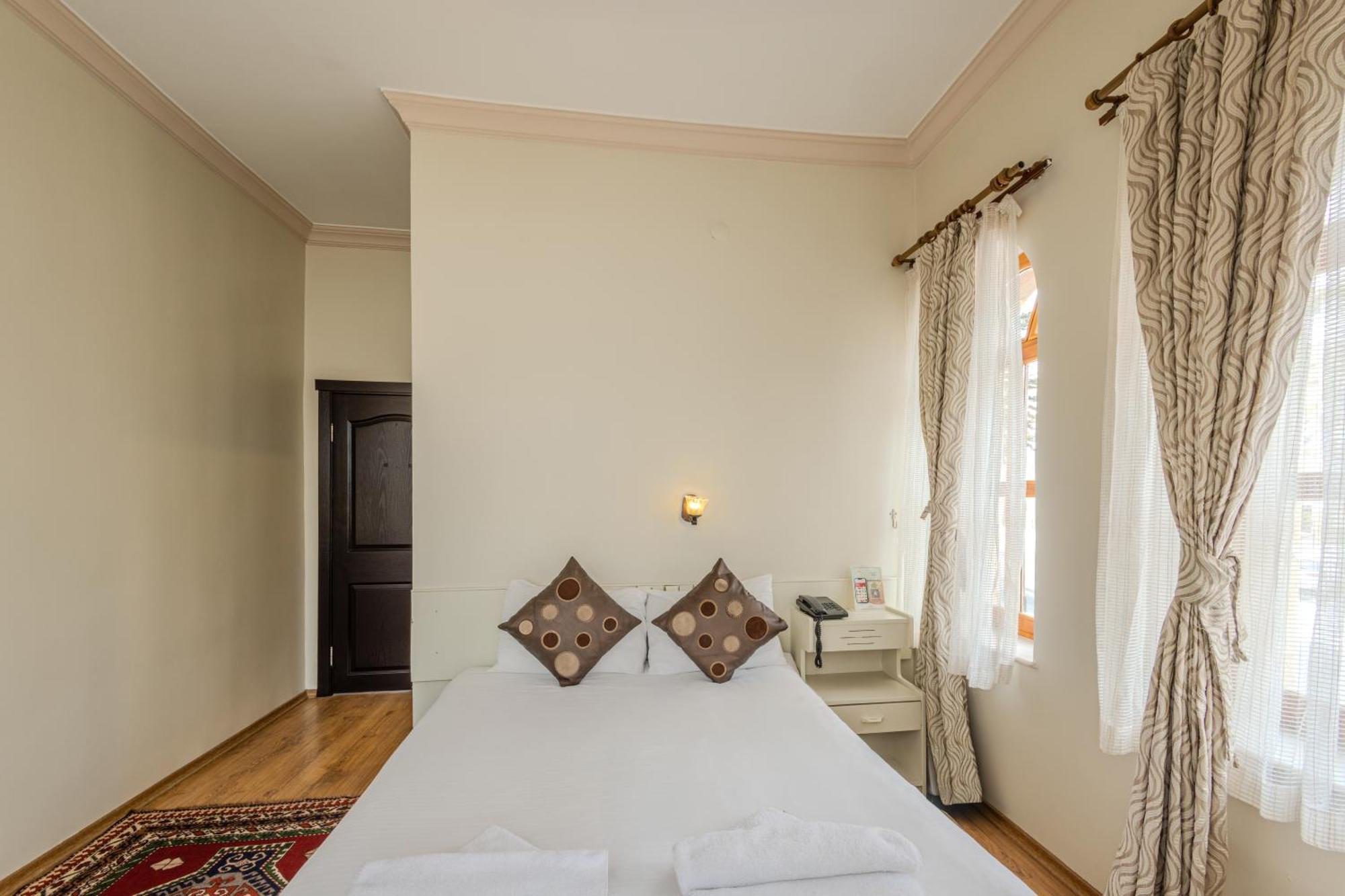 Akuzun Stone Hotel Ürgüp Ngoại thất bức ảnh