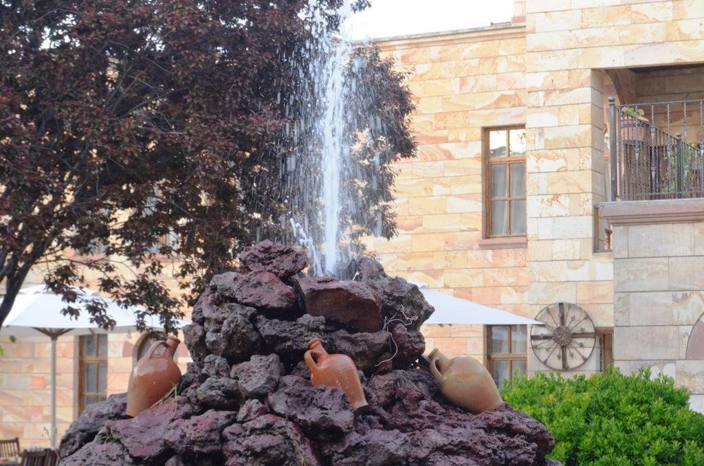 Akuzun Stone Hotel Ürgüp Ngoại thất bức ảnh